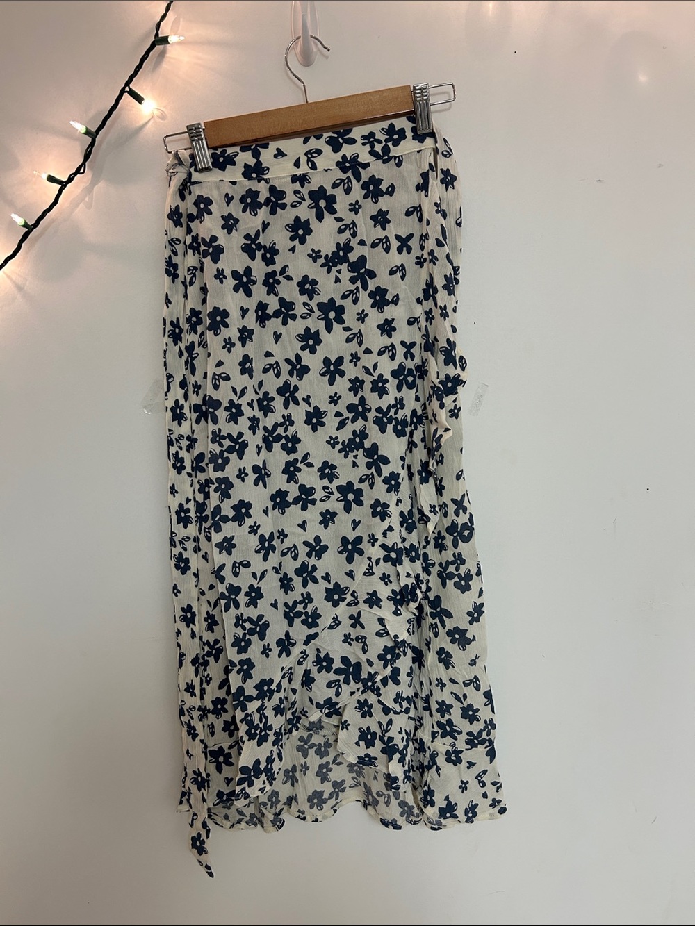 Kendall + Kylie Women's Cream Floral Midi Skirt with Navy Print